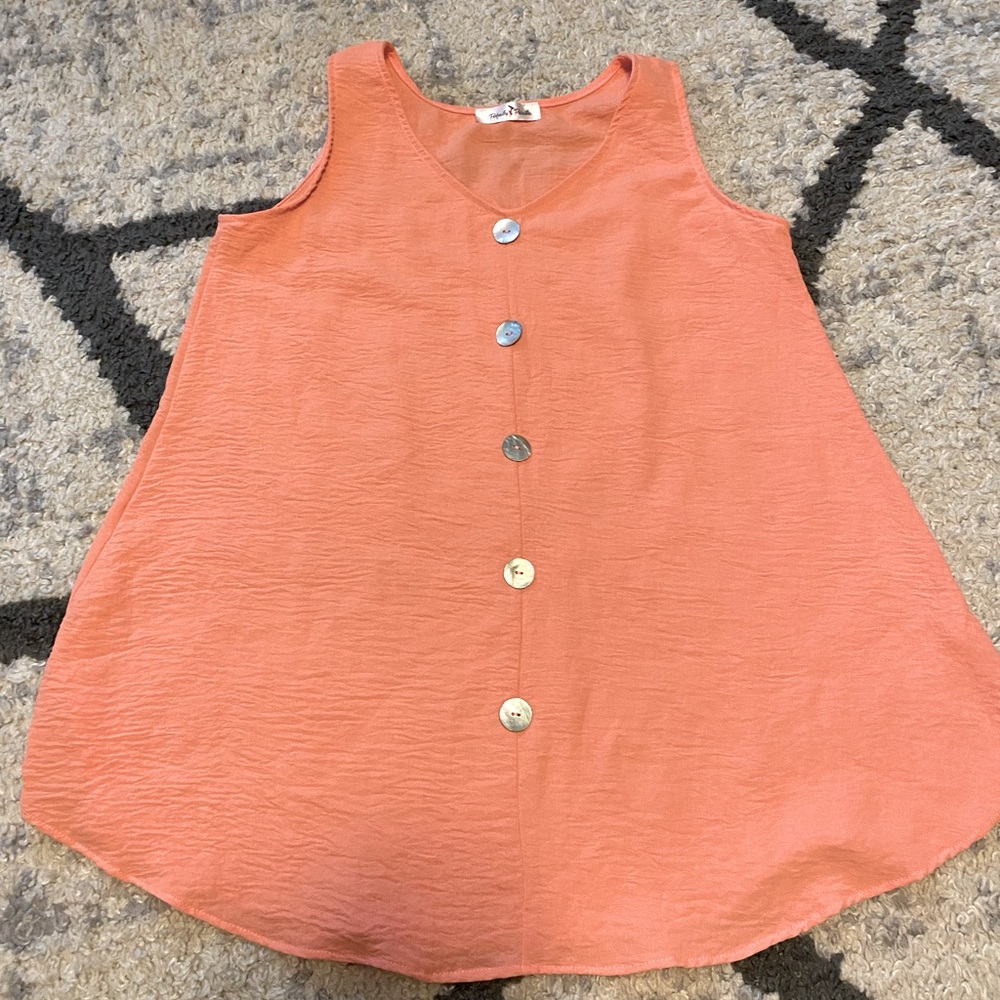 Boutique tank